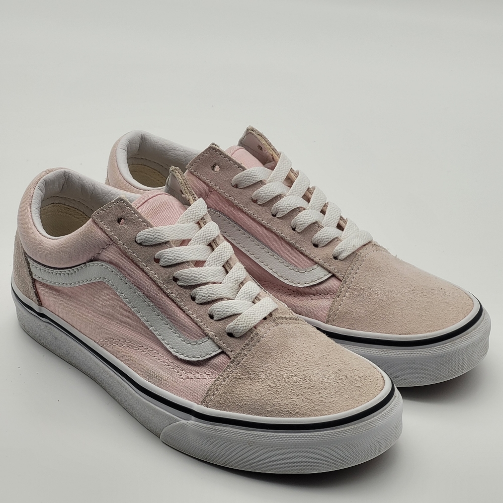 Vans Old Skool Low Pink/White Suede/Canvas, Women’s 6/Men’s 4.5